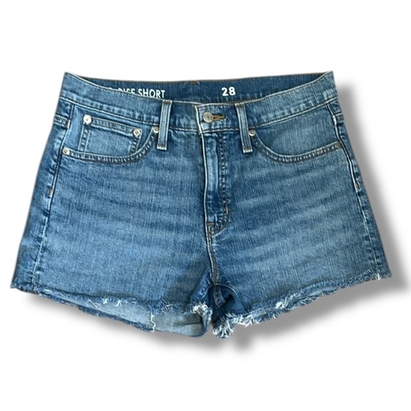 J Crew Women's Jean Shorts The Mid Rise Size 28 Medium Wash Cut Off 3" Inseam - Picture 1 of 16